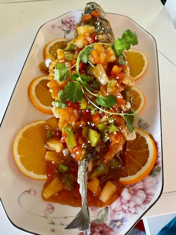 Poisson Frit À la Sauce Aigre-douce